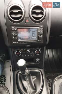 Внедорожник / Кроссовер Nissan Qashqai 2013 в 