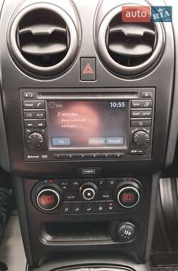 Внедорожник / Кроссовер Nissan Qashqai 2013 в 