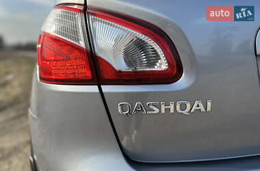 Внедорожник / Кроссовер Nissan Qashqai 2011 в 