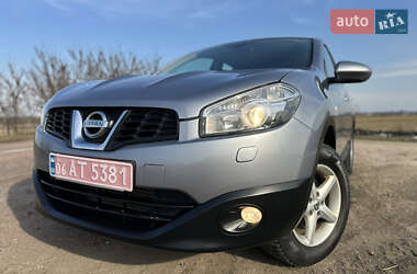 Внедорожник / Кроссовер Nissan Qashqai 2011 в 