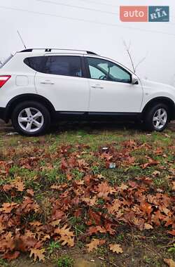 Внедорожник / Кроссовер Nissan Qashqai 2011 в 