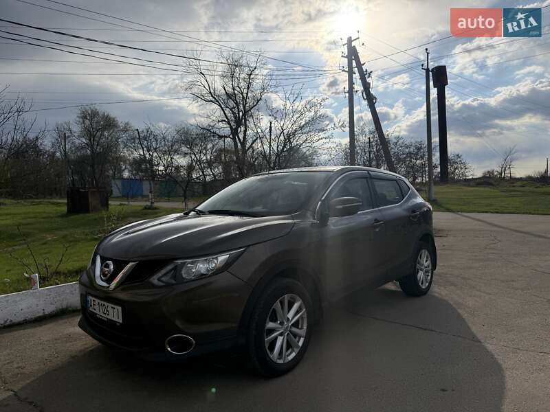 Позашляховик / Кросовер Nissan Qashqai 2017 в Дніпрі
