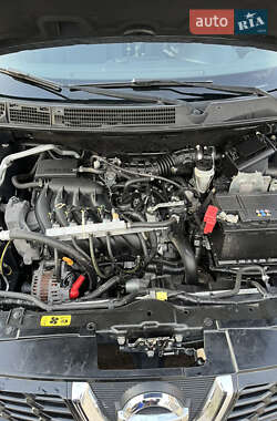Внедорожник / Кроссовер Nissan Qashqai 2012 в 