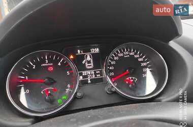 Внедорожник / Кроссовер Nissan Qashqai 2013 в 