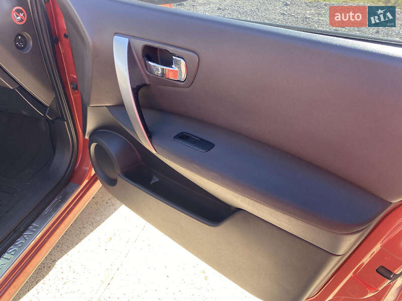 Позашляховик / Кросовер Nissan Qashqai 2007 в Костопілі