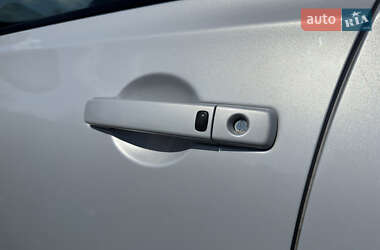 Внедорожник / Кроссовер Nissan Qashqai 2008 в 