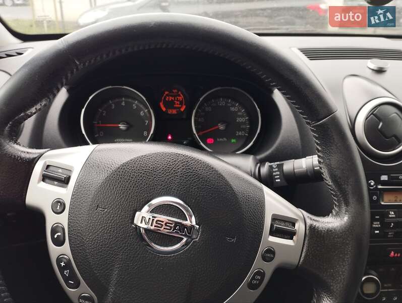 Внедорожник / Кроссовер Nissan Qashqai 2010 в Харькове