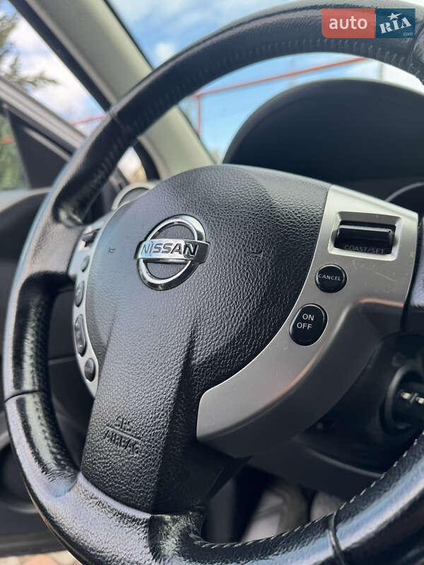 Внедорожник / Кроссовер Nissan Qashqai 2009 в Самборе