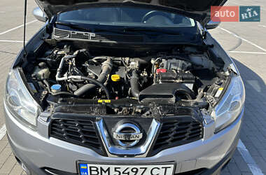 Внедорожник / Кроссовер Nissan Qashqai 2010 в 