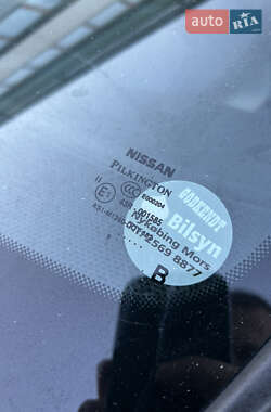 Позашляховик / Кросовер Nissan Qashqai 2010 в 