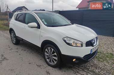 Внедорожник / Кроссовер Nissan Qashqai 2010 в 