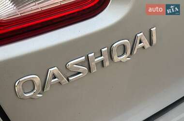 Внедорожник / Кроссовер Nissan Qashqai 2011 в 