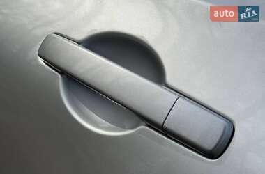 Внедорожник / Кроссовер Nissan Qashqai 2011 в 