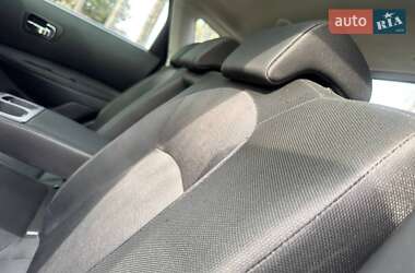 Внедорожник / Кроссовер Nissan Qashqai 2011 в 