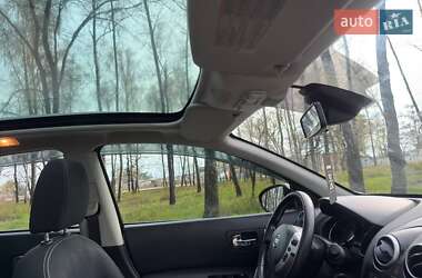 Внедорожник / Кроссовер Nissan Qashqai 2011 в 