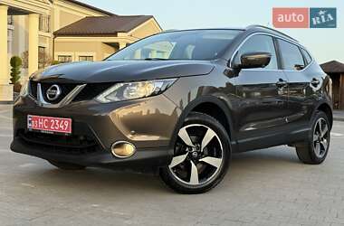 Внедорожник / Кроссовер Nissan Qashqai 2016 в 