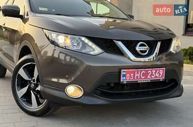 Внедорожник / Кроссовер Nissan Qashqai 2016 в 