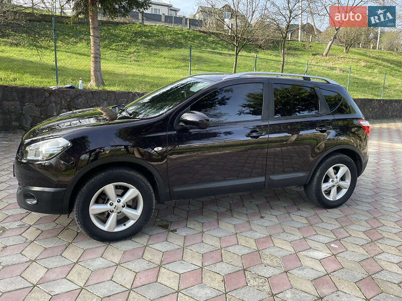Позашляховик / Кросовер Nissan Qashqai 2010 в Коломиї