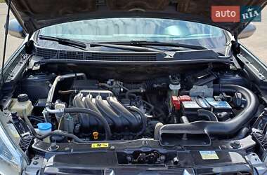 Внедорожник / Кроссовер Nissan Qashqai 2013 в 