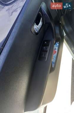 Внедорожник / Кроссовер Nissan Qashqai 2012 в 