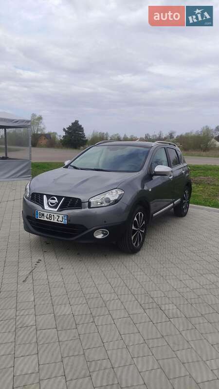 Позашляховик / Кросовер Nissan Qashqai 2011 в 