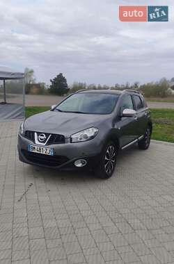 Позашляховик / Кросовер Nissan Qashqai 2011 в 