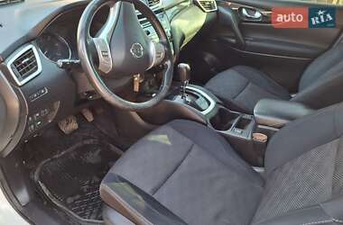 Внедорожник / Кроссовер Nissan Qashqai 2014 в 