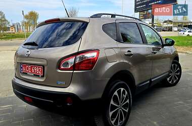 Внедорожник / Кроссовер Nissan Qashqai 2013 в 