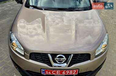 Внедорожник / Кроссовер Nissan Qashqai 2013 в 