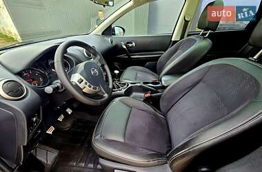 Внедорожник / Кроссовер Nissan Qashqai 2013 в 