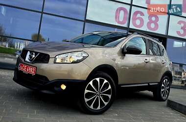 Внедорожник / Кроссовер Nissan Qashqai 2013 в 