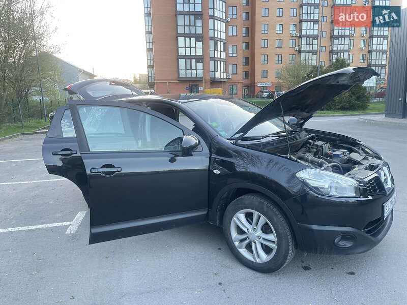 Внедорожник / Кроссовер Nissan Qashqai 2011 в Каменец-Подольском