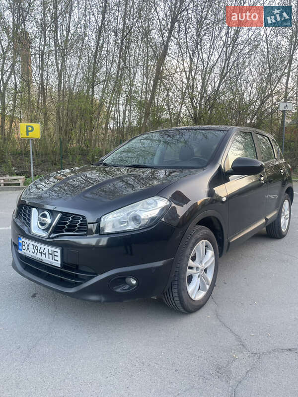 Внедорожник / Кроссовер Nissan Qashqai 2011 в Каменец-Подольском