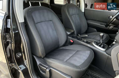 Внедорожник / Кроссовер Nissan Qashqai 2012 в 