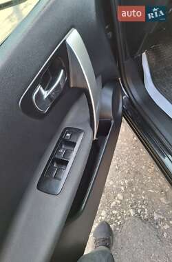 Внедорожник / Кроссовер Nissan Qashqai 2012 в 