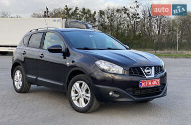 Позашляховик / Кросовер Nissan Qashqai 2011 в Радивиліві