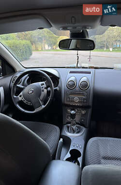 Внедорожник / Кроссовер Nissan Qashqai 2008 в 