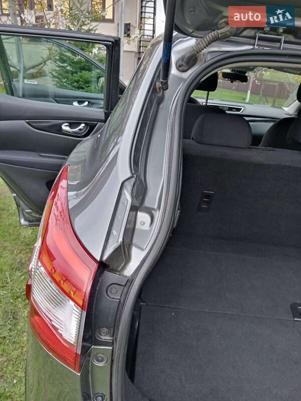 Внедорожник / Кроссовер Nissan Qashqai 2014 в Ивано-Франковске