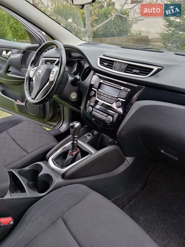 Внедорожник / Кроссовер Nissan Qashqai 2014 в Ивано-Франковске