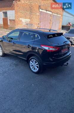 Позашляховик / Кросовер Nissan Qashqai 2016 в 