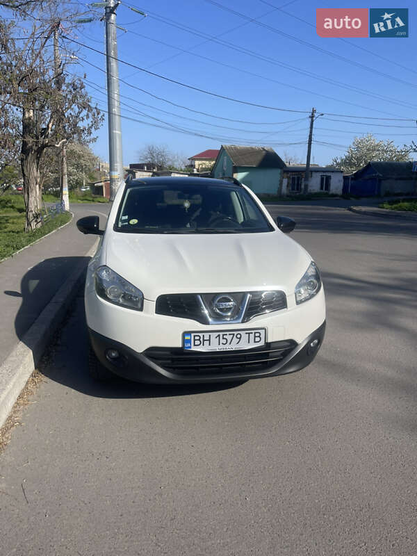 Внедорожник / Кроссовер Nissan Qashqai 2013 в Одессе