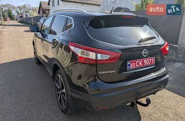 Внедорожник / Кроссовер Nissan Qashqai 2016 в 
