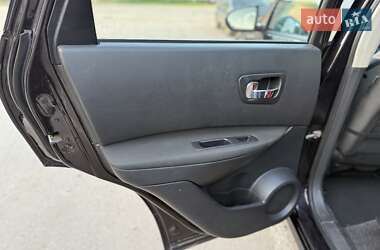 Внедорожник / Кроссовер Nissan Qashqai 2012 в 