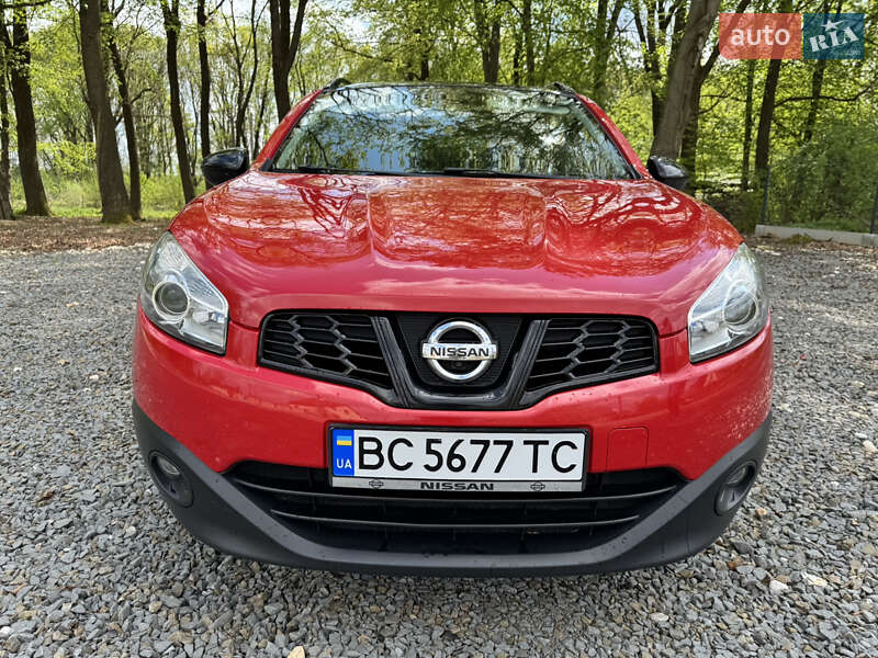 Позашляховик / Кросовер Nissan Qashqai 2012 в Самборі