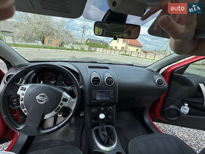 Позашляховик / Кросовер Nissan Qashqai 2012 в Самборі