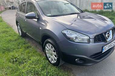 Позашляховик / Кросовер Nissan Qashqai 2010 в 