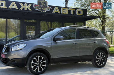 Внедорожник / Кроссовер Nissan Qashqai 2012 в 