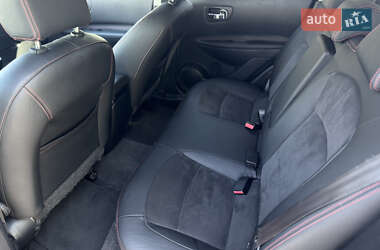 Внедорожник / Кроссовер Nissan Qashqai 2012 в 
