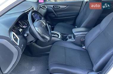 Позашляховик / Кросовер Nissan Qashqai 2015 в 