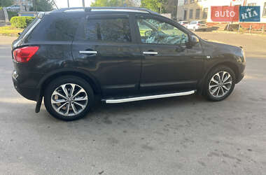 Позашляховик / Кросовер Nissan Qashqai 2009 в 